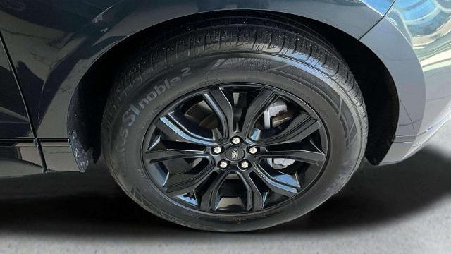 2023 Ford Edge SE