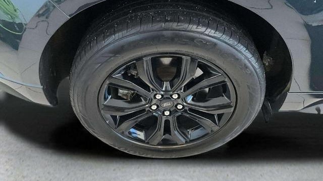 2023 Ford Edge SE