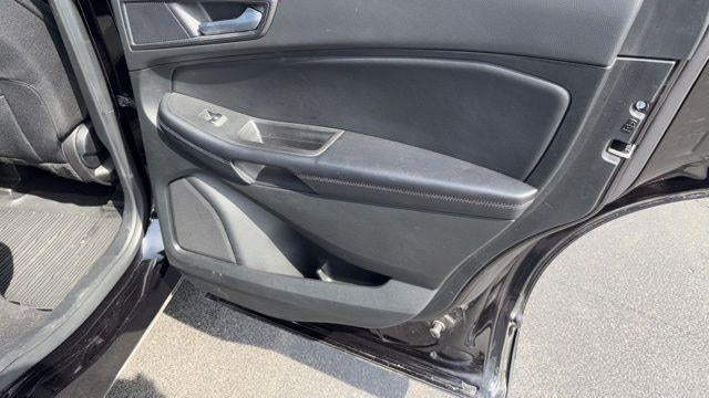 2023 Ford Edge SE