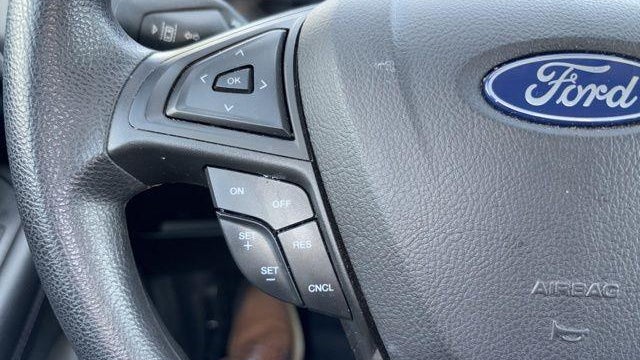 2023 Ford Edge SE