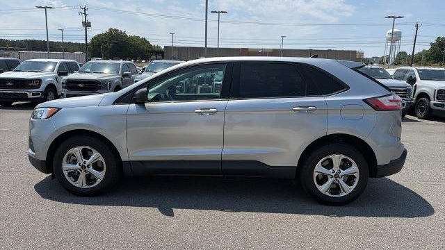 2023 Ford Edge SE