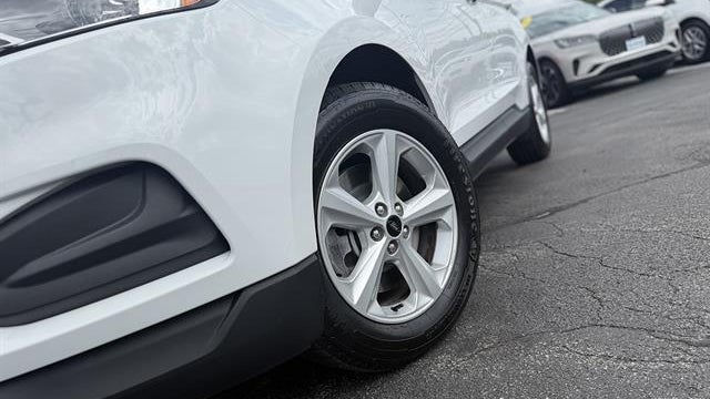 2023 Ford Edge SE