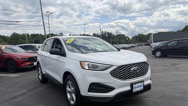 2023 Ford Edge SE