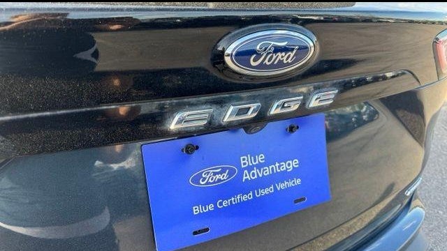 2023 Ford Edge SE