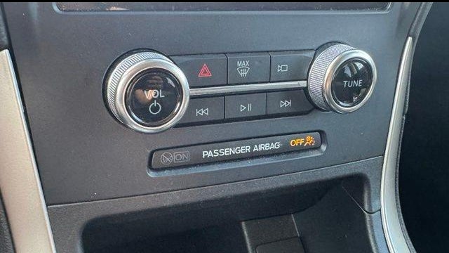 2023 Ford Edge SE