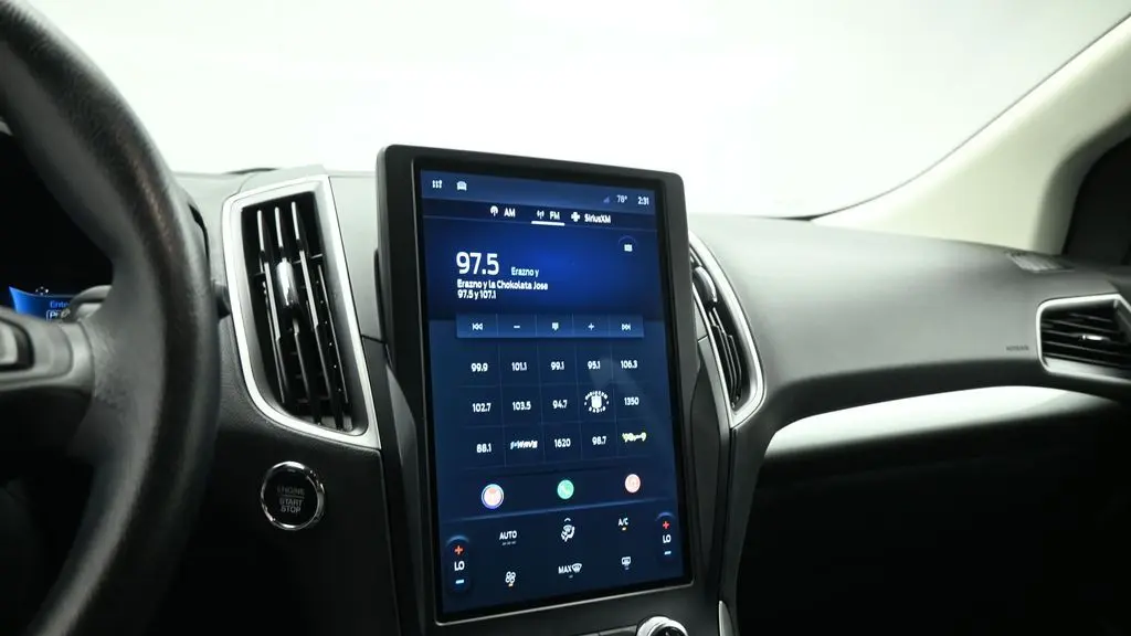 2023 Ford Edge SE