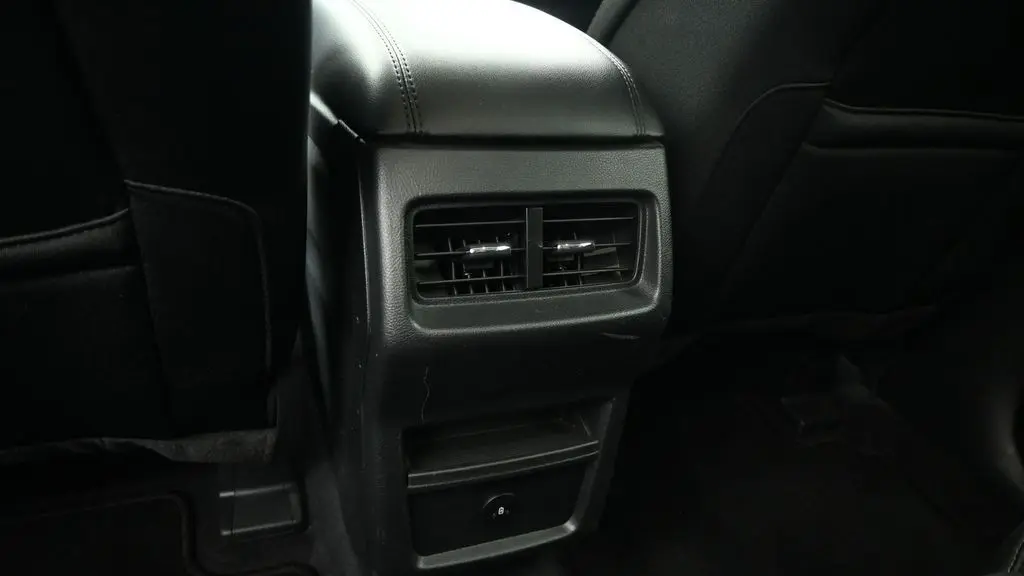 2023 Ford Edge SE