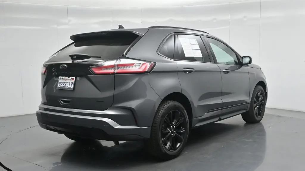 2023 Ford Edge SE