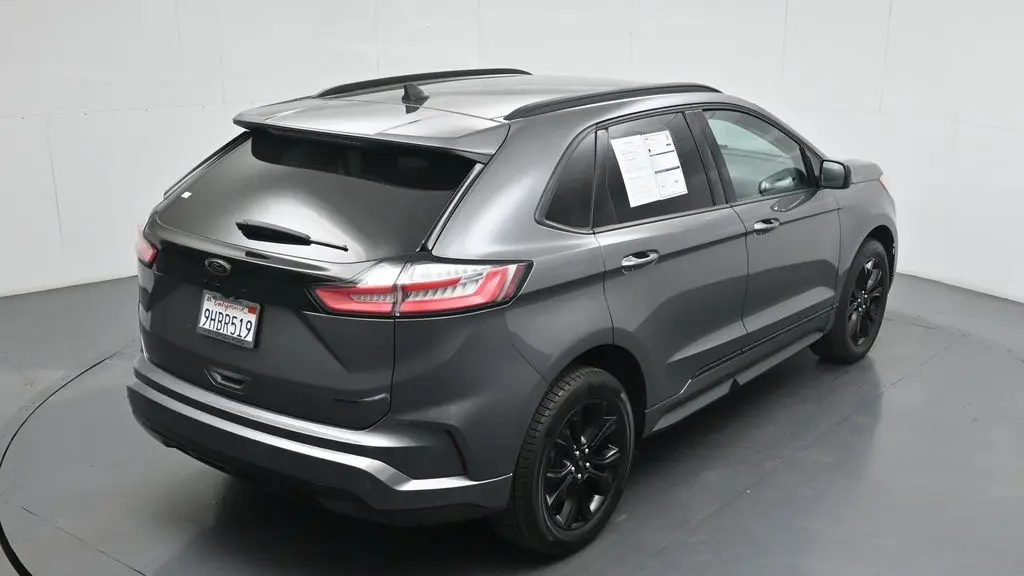 2023 Ford Edge SE