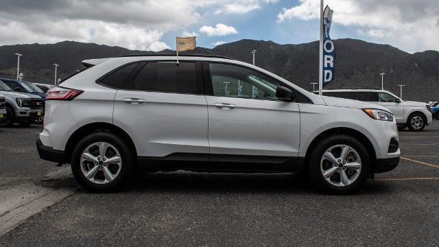 2023 Ford Edge SE
