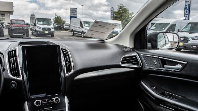 2023 Ford Edge SE