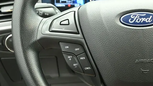 2024 Ford Edge SE