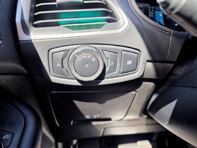 2022 Ford Edge - $18,891