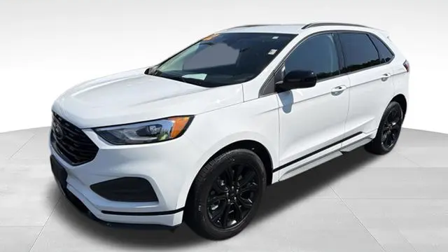 2022 Ford Edge SE