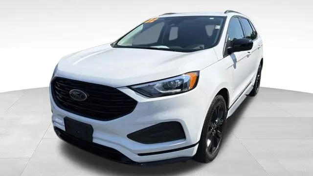 2022 Ford Edge SE