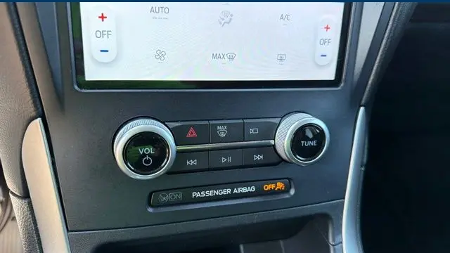 2022 Ford Edge SE