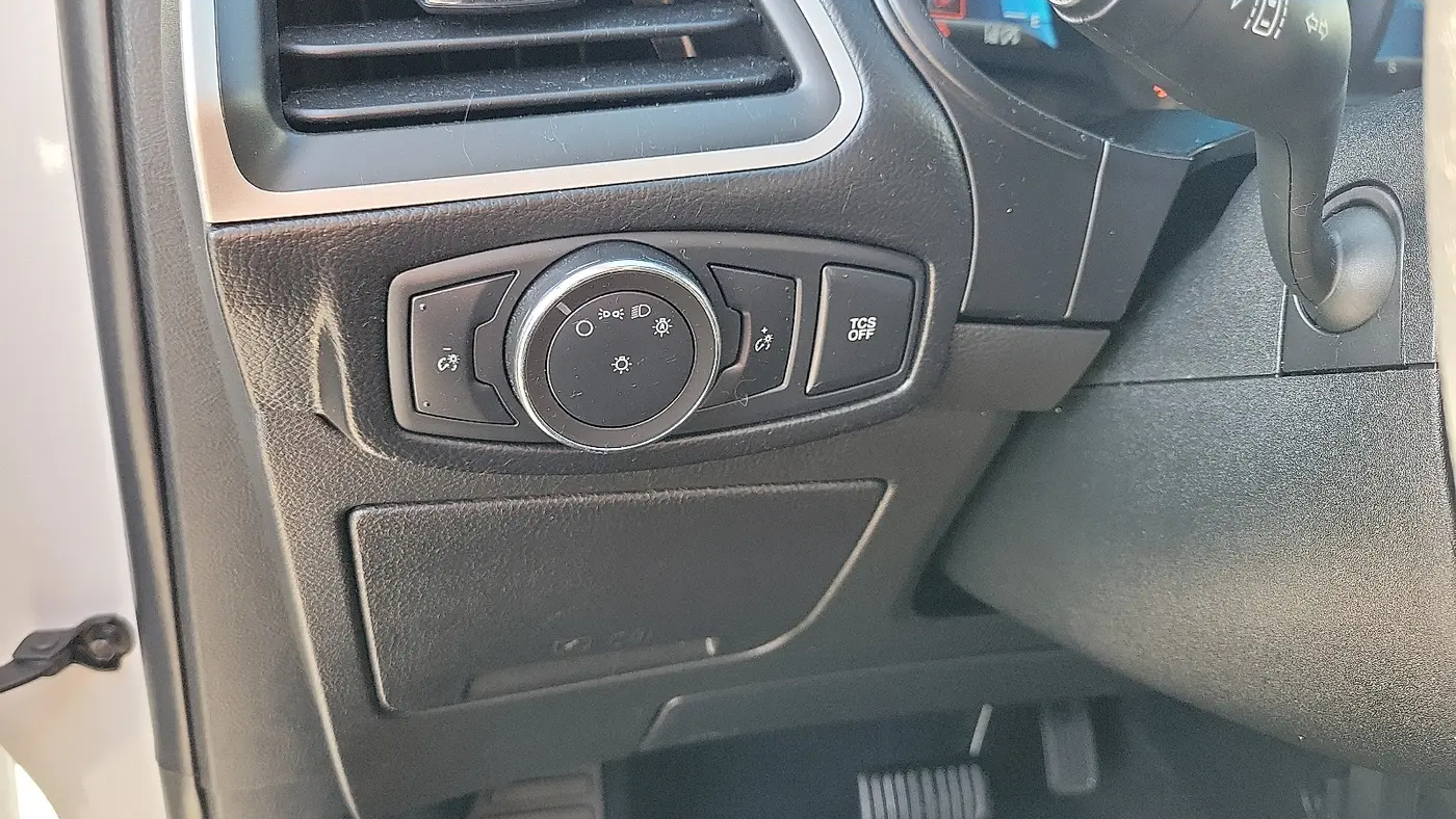 2022 Ford Edge SE