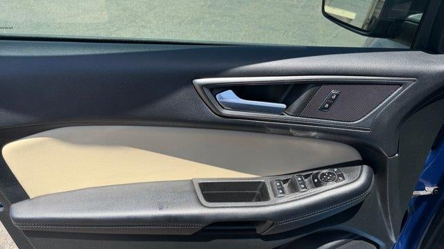 2023 Ford Edge SE