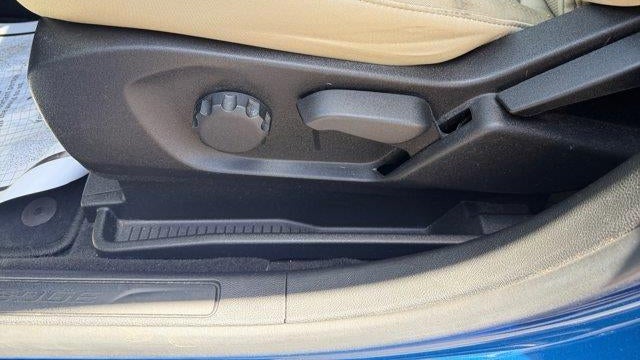 2023 Ford Edge SE