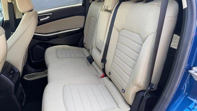 2023 Ford Edge SE