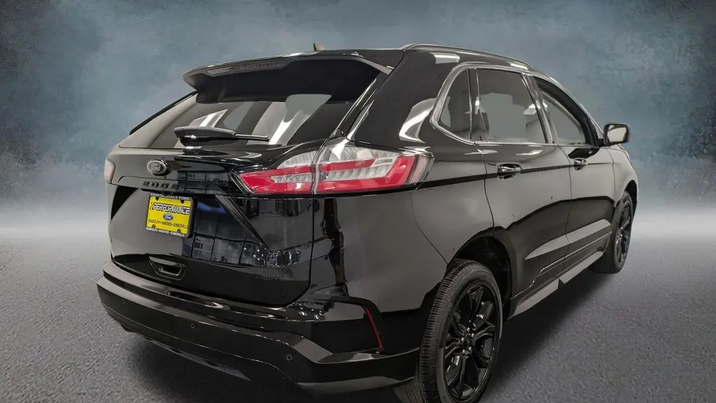 2024 Ford Edge SE