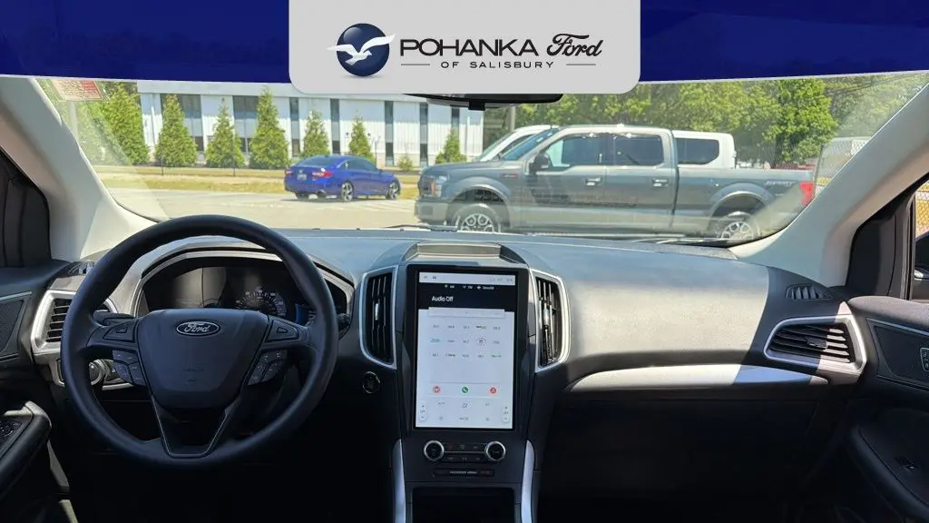2024 Ford Edge SE