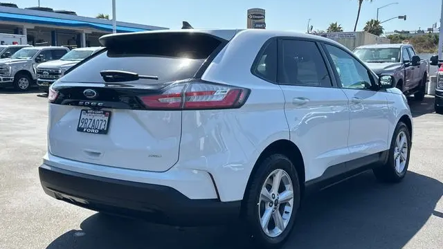 2024 Ford Edge SE