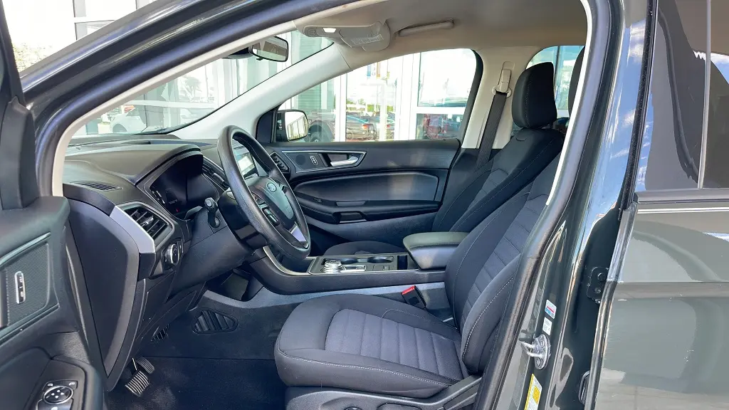 2024 Ford Edge SE