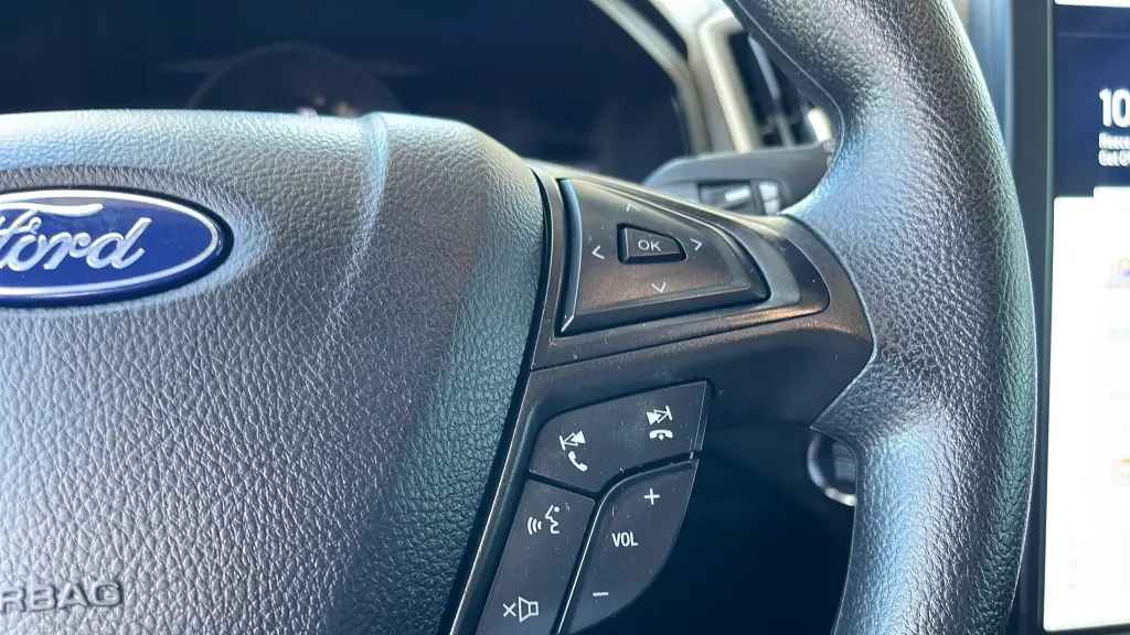 2024 Ford Edge SE
