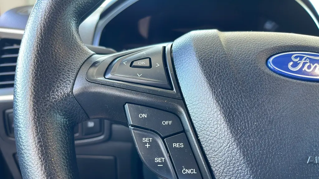 2024 Ford Edge SE