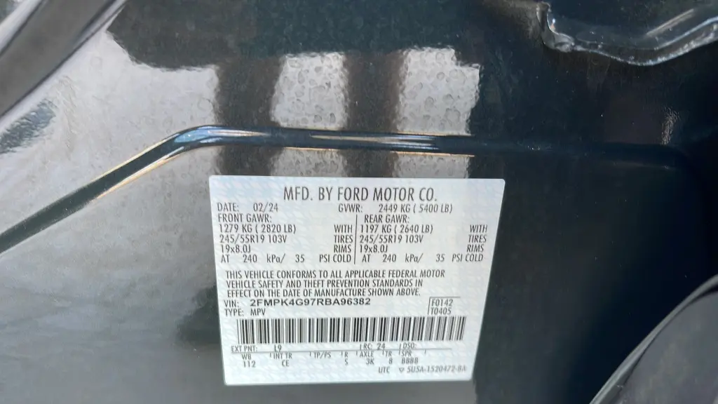 2024 Ford Edge SE