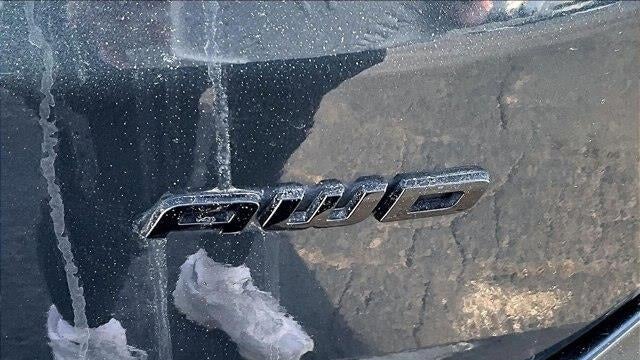 2022 Ford Edge SE