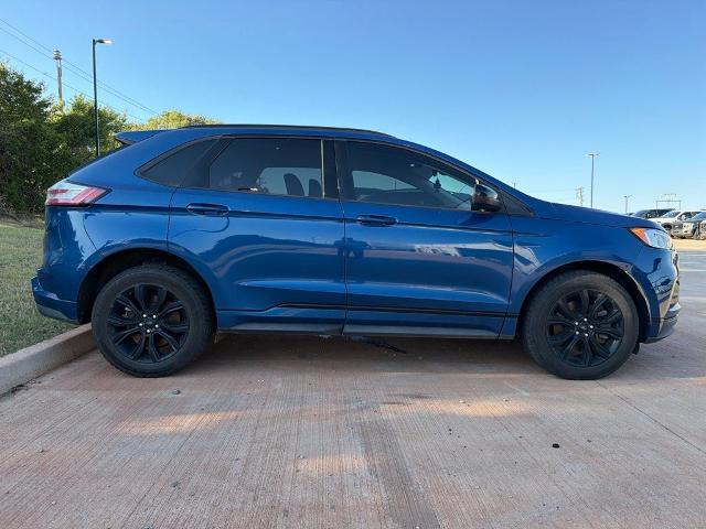 2022 Ford Edge SE — photo 1 of 11