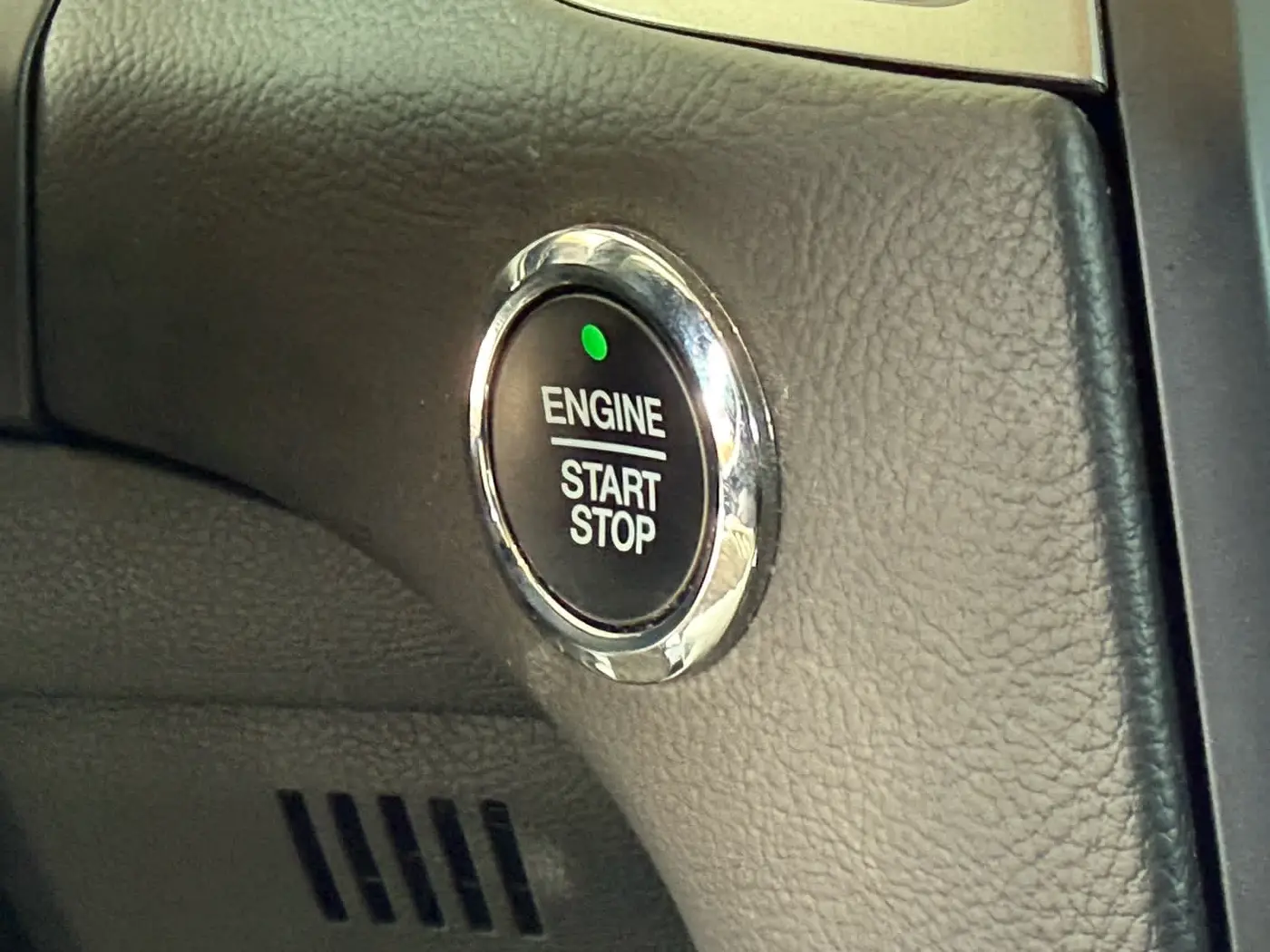 2023 Ford Edge - $23,750