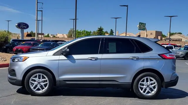 2023 Ford Edge SE