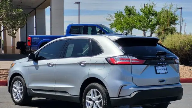 2023 Ford Edge SE