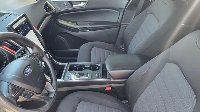 2023 Ford Edge SE