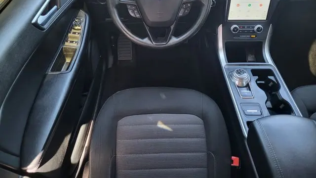 2023 Ford Edge SE