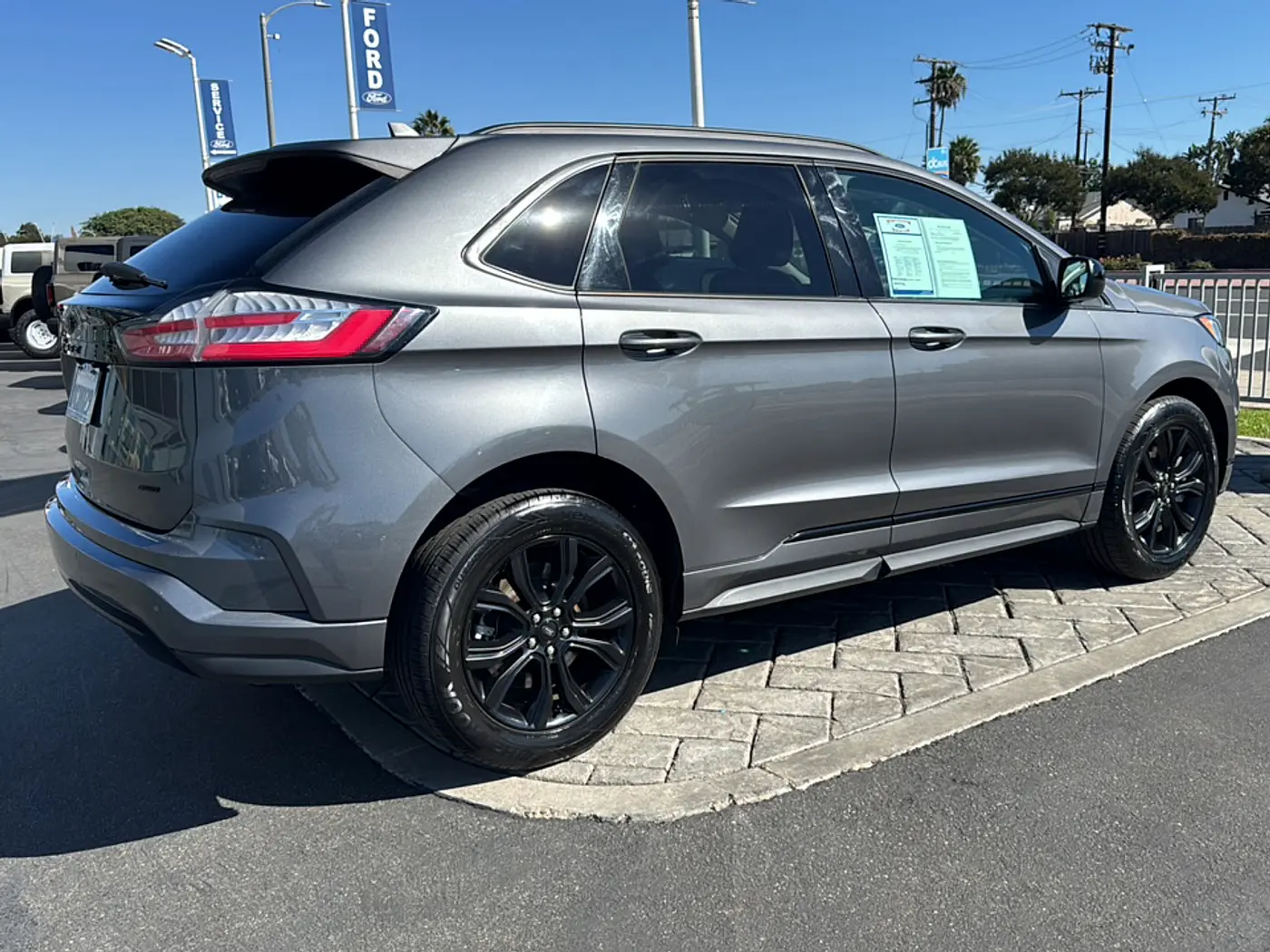 2024 Ford Edge