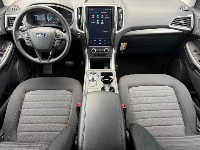 2024 Ford Edge SE — photo 1 of 12