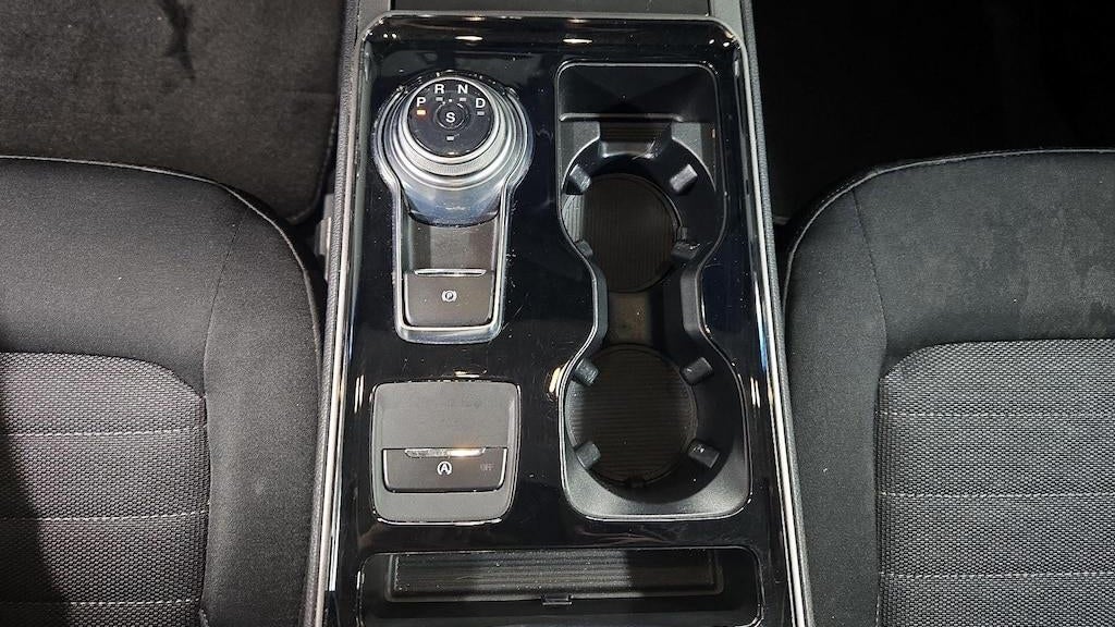 2020 Ford Edge SE
