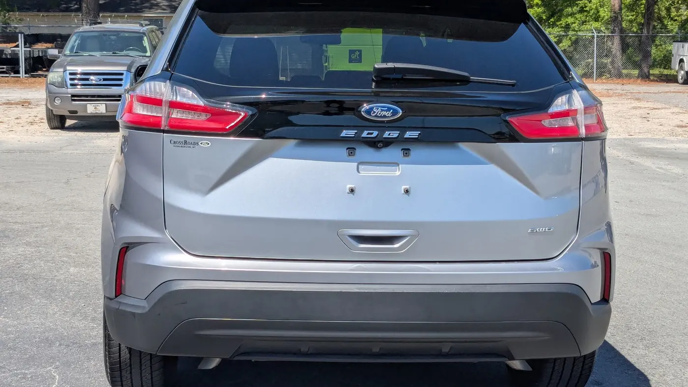 2022 Ford Edge SE