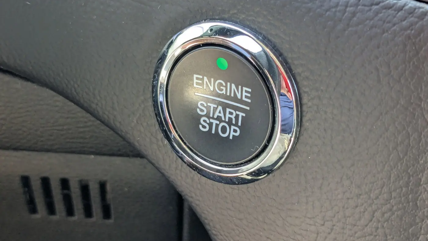 2022 Ford Edge SE