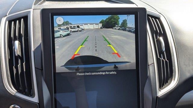 2022 Ford Edge SE