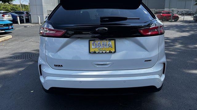 2023 Ford Edge SE