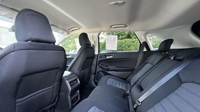 2023 Ford Edge SE
