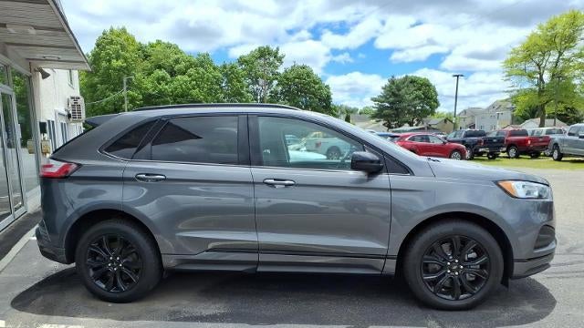 2023 Ford Edge SE