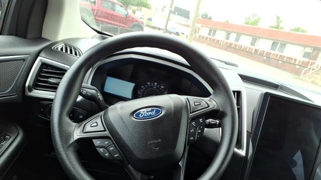 2023 Ford Edge SE