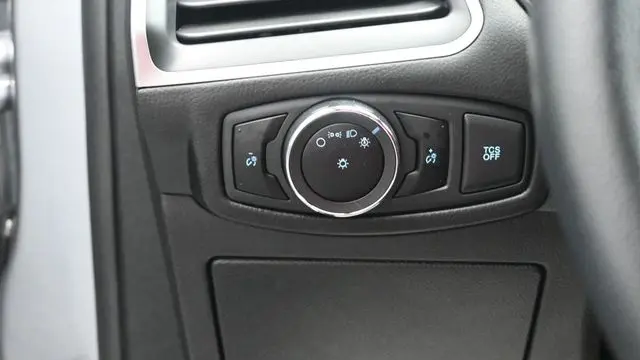 2023 Ford Edge SE