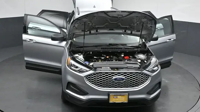 2023 Ford Edge SE